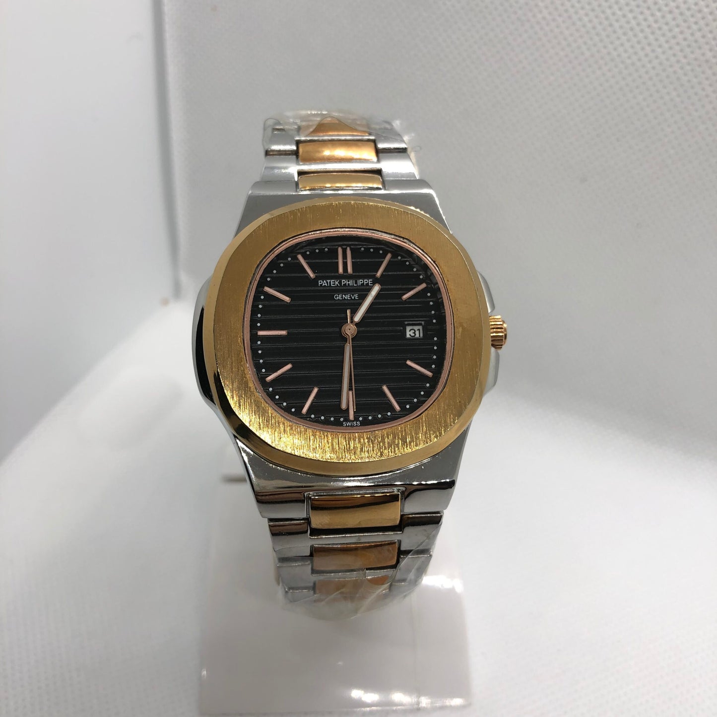 PATEK PHILIPPE NAUTILUS – SILVER GOLDEN & BLACK