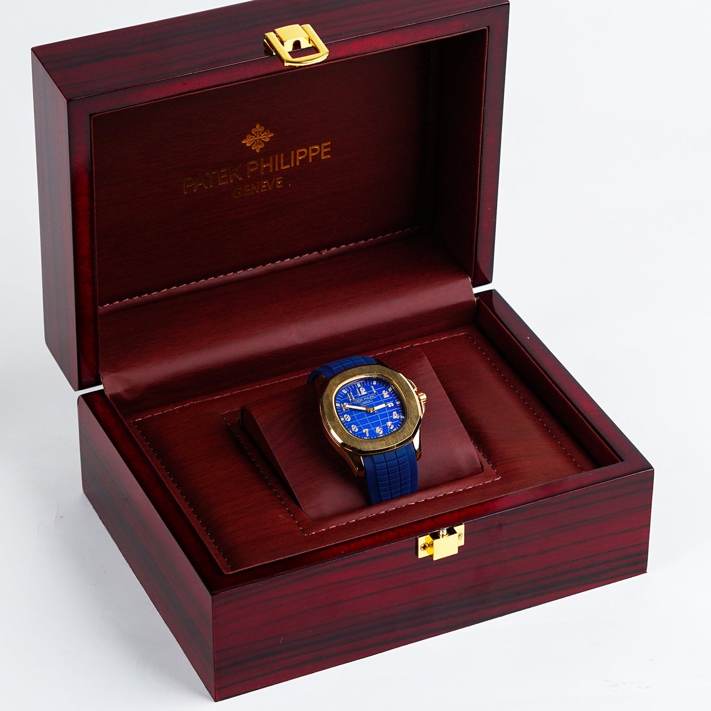 Patek Phillipe Aquanout ( Blue )